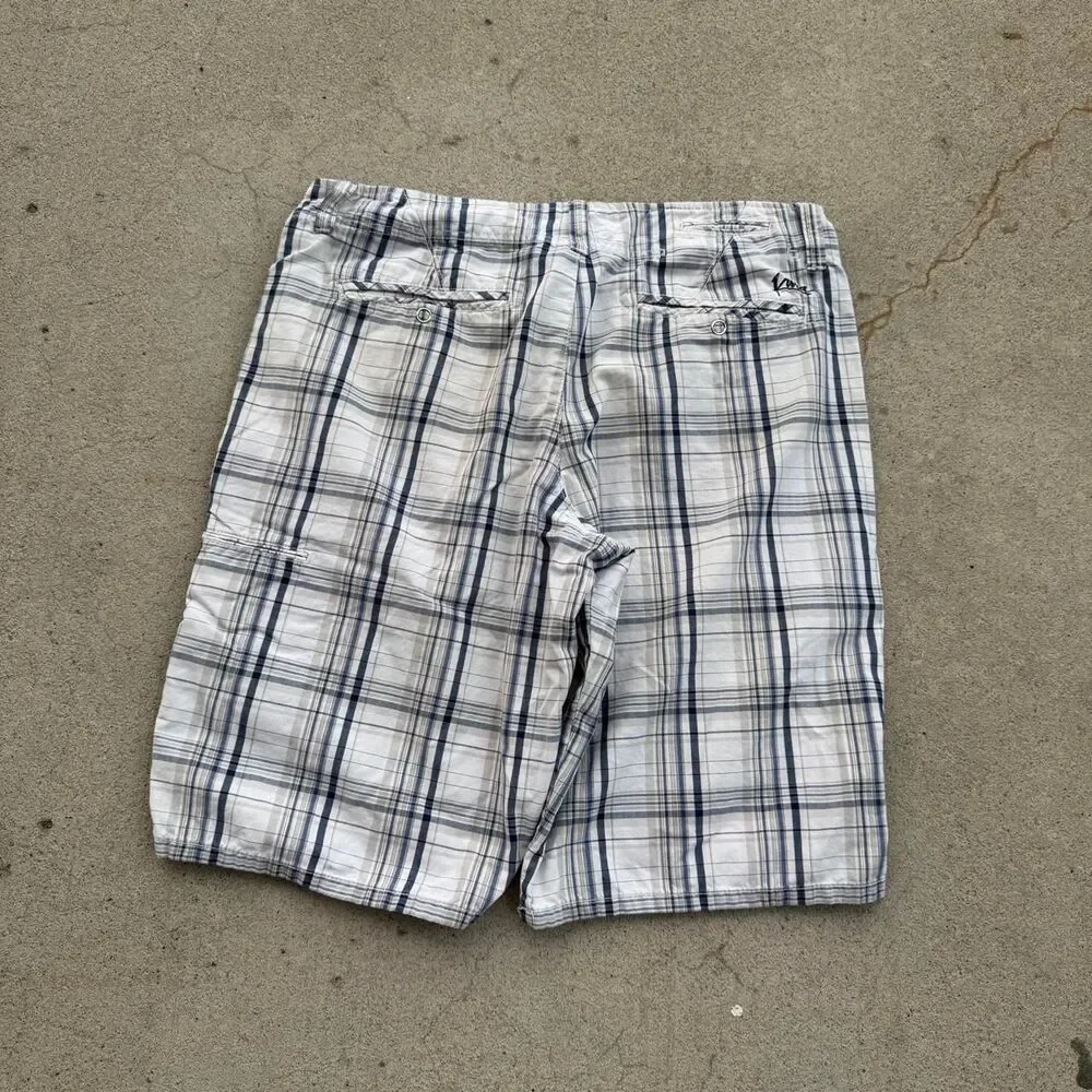 Early 2000’s Y2K Vura Striped Shorts Size 32